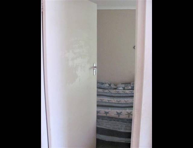 2 BEDROOM HOUSE FOR SALE IN CHANTELLE EXT 06